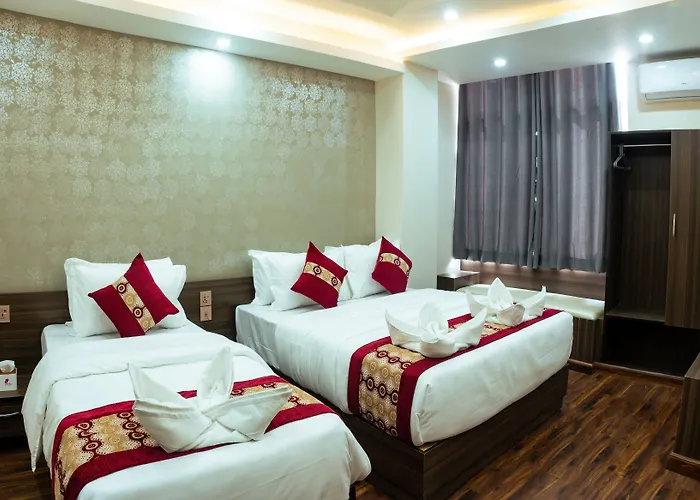 Hotel Kusum Airport *